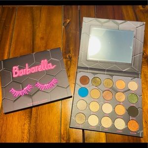 Bee Beauty Barbarella Eyeshadow Palette